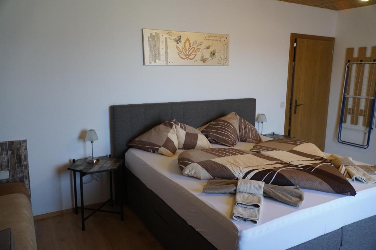 Pension-Ferienwohnung Rotar Фак-ам-Зе Екстер'єр фото