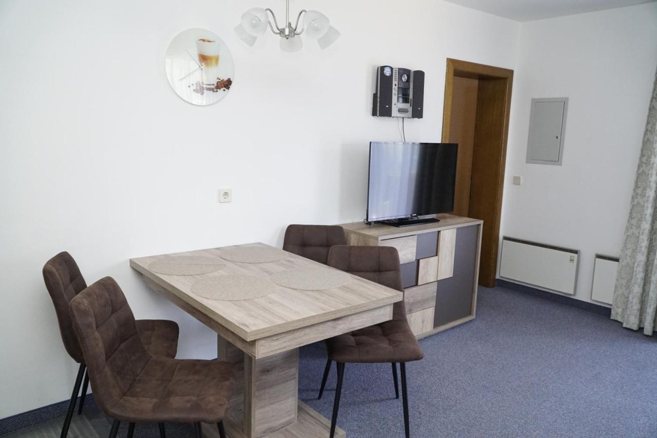Pension-Ferienwohnung Rotar Фак-ам-Зе Екстер'єр фото