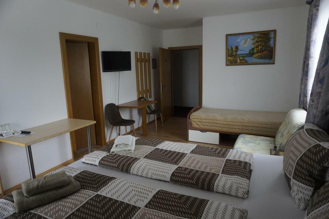 Pension-Ferienwohnung Rotar Фак-ам-Зе Екстер'єр фото